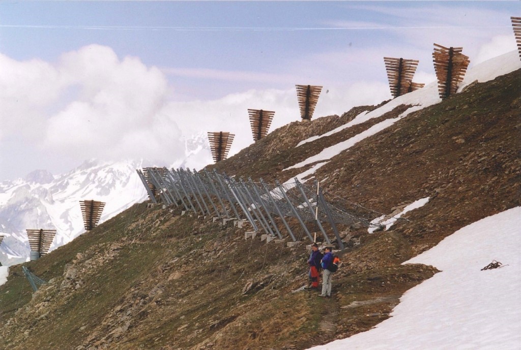 UEE_2004_10
